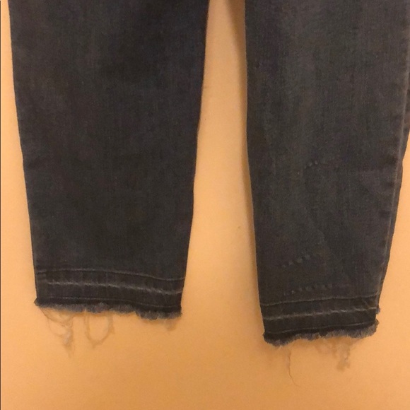 Trendy capris maternity pants - Picture 5 of 6